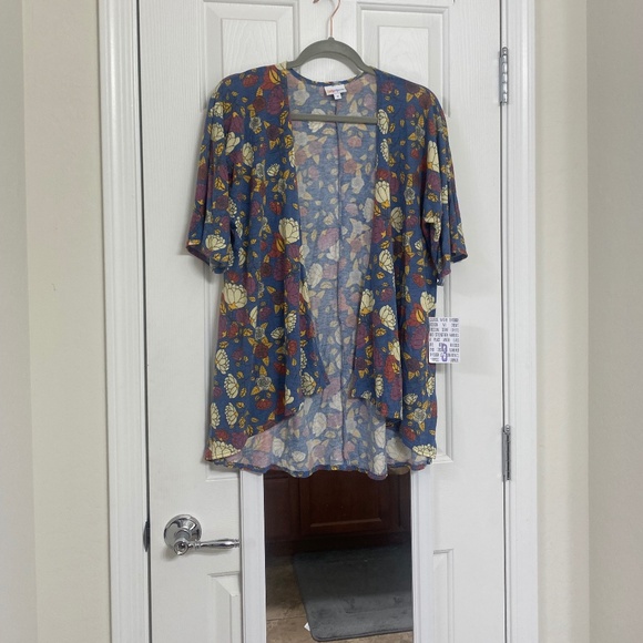 LulaRoe Bianka Kimono - Picture 1 of 5